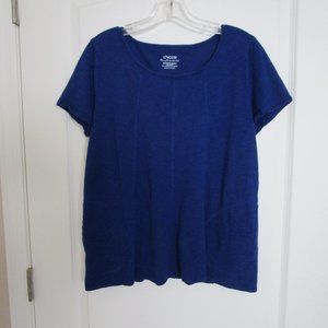 Chico's Ultimate T relaxed fit shirt with pockets
